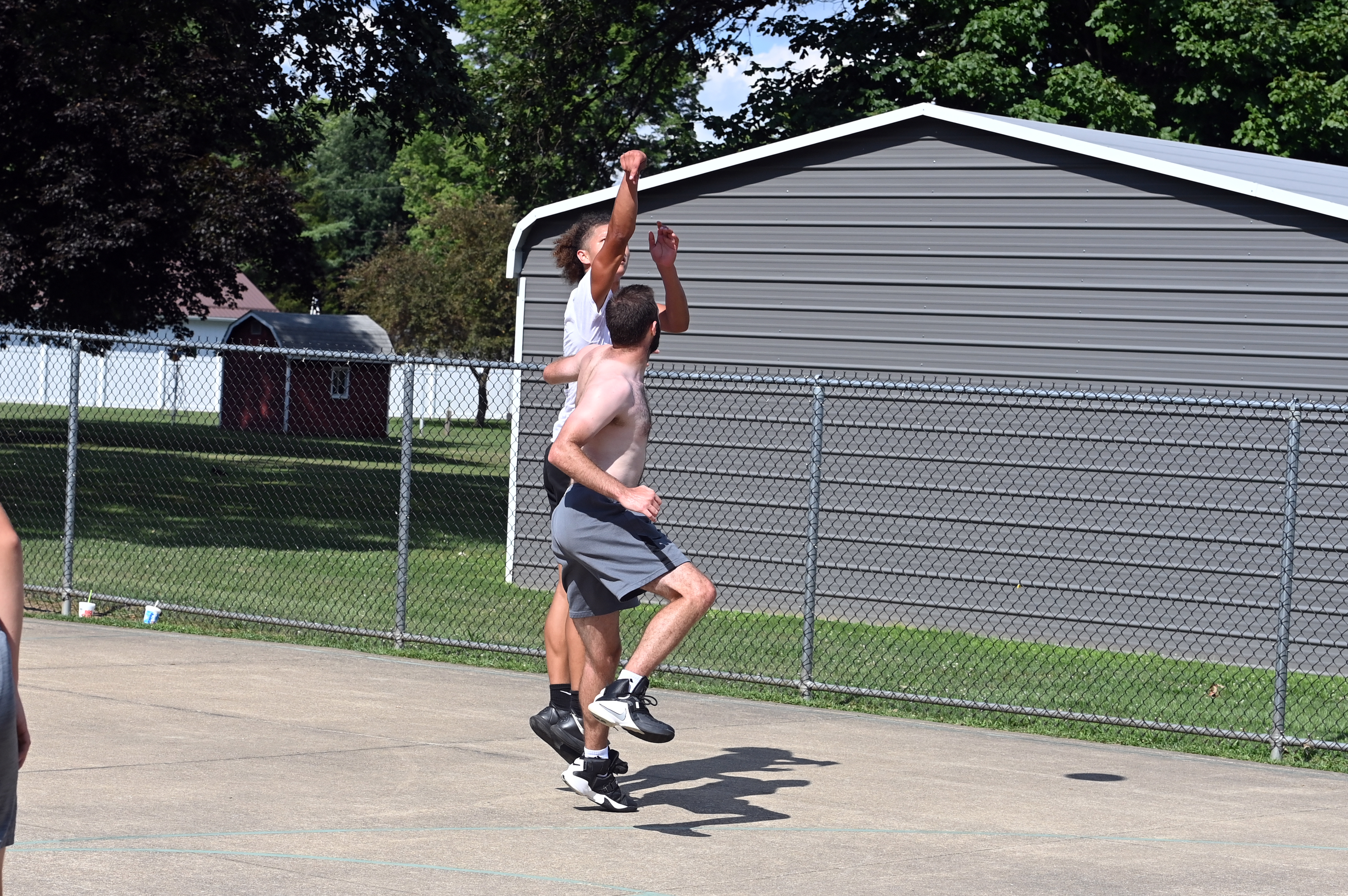 %_tempFileNamedog-days-basketball-2022_1041%