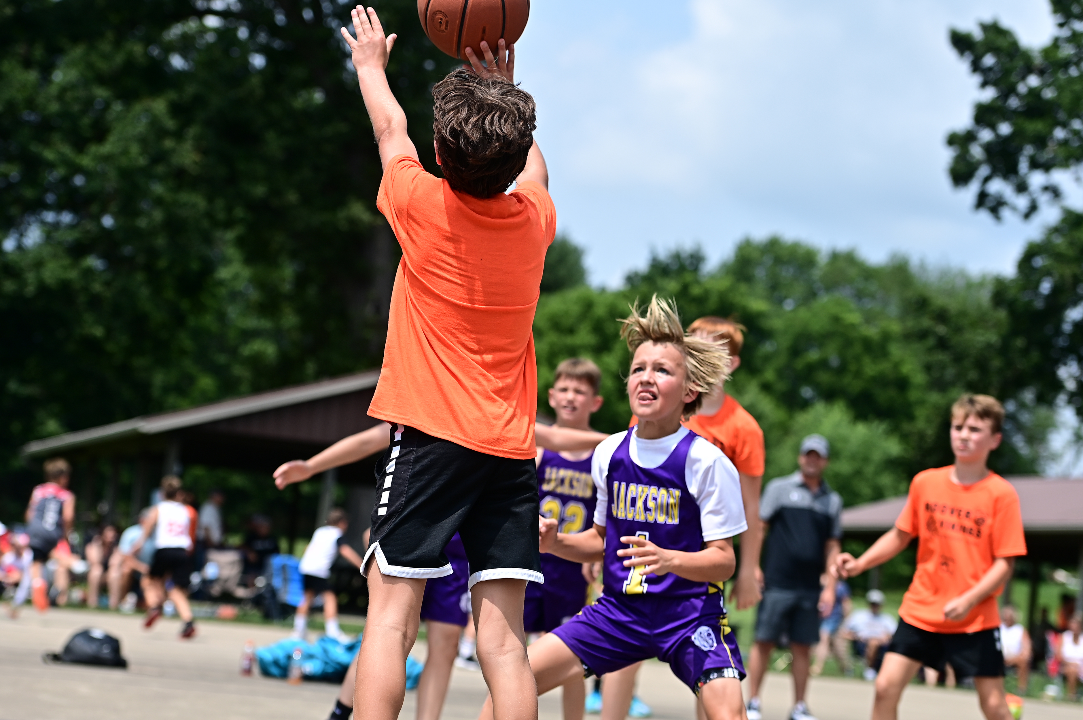 %_tempFileNamedog_days_basketball_3897%